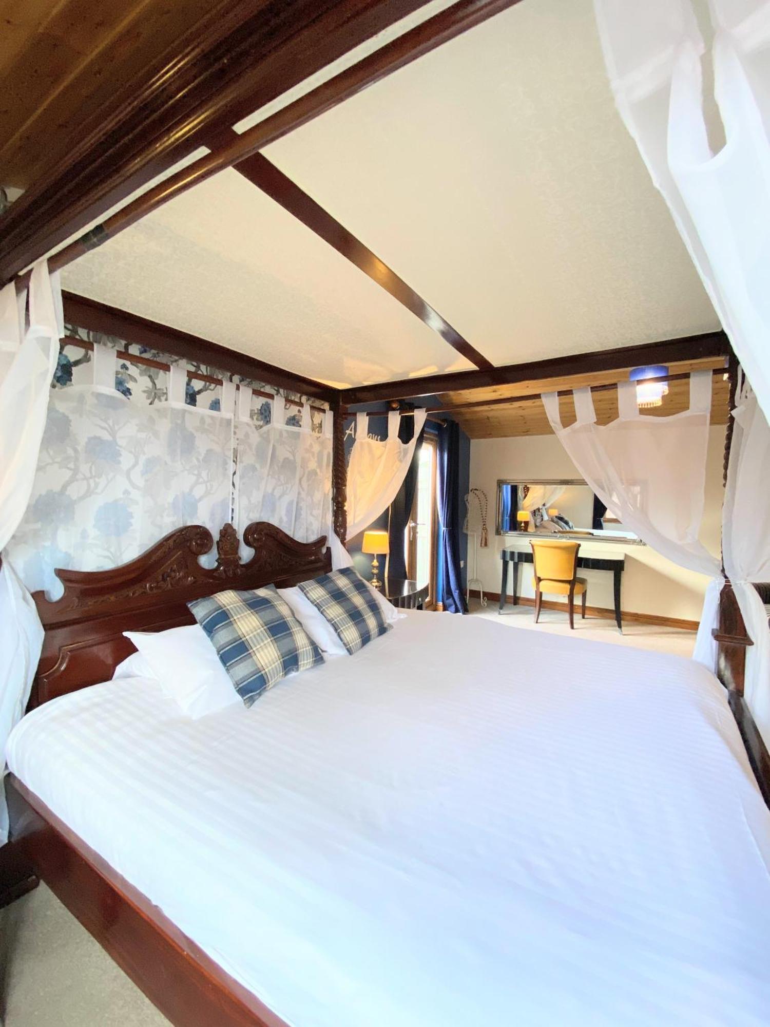 Lomond 5 With Private Hot Tub - Fife - Loch Leven - Lomond Hills - Pet Friendly Kelty Exterior foto