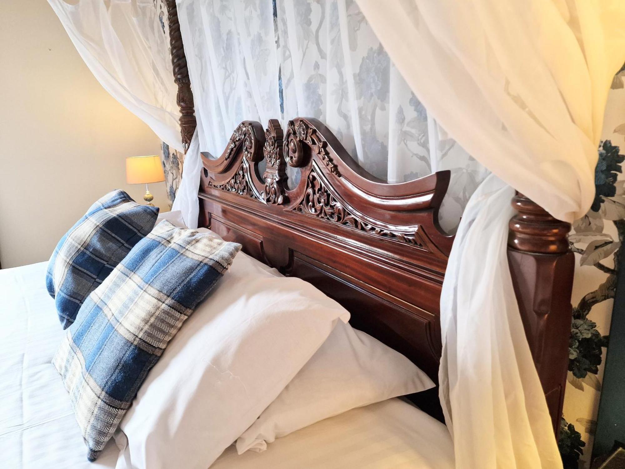 Lomond 5 With Private Hot Tub - Fife - Loch Leven - Lomond Hills - Pet Friendly Kelty Exterior foto